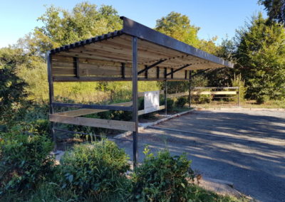 Car port pour parking privé