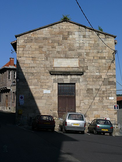 Le groupe Pallay a été chargé de la conception et du changement des 4 grandes fenêtres de la chapelle de la Visitation, en cours de restauration au Puy en Velay .